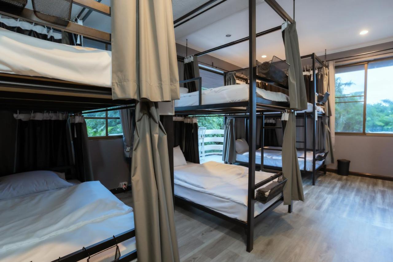 420 Hostel - Ekkamai Buds & Beds Bangkok Exterior foto